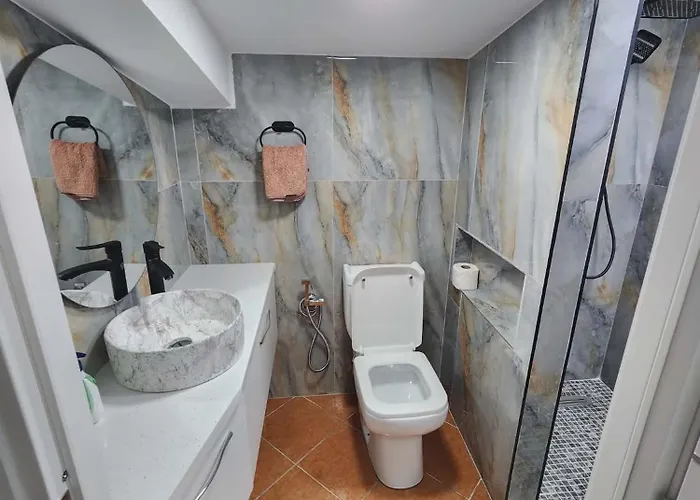 3 By Ceni 아파트 *
